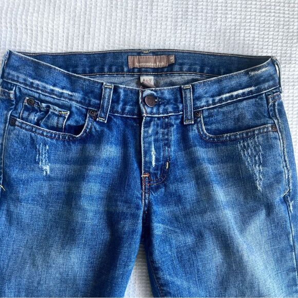 Abercrombie Fitch Women’s Madison Flare Distressed Embellished Blue Jeans Sz 4R - Picture 10 of 13